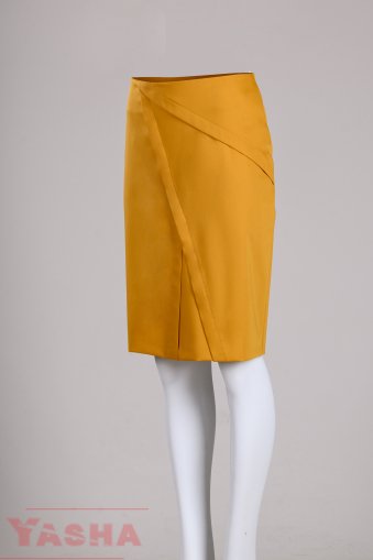 Elegant asymmetrical skirt in several colors