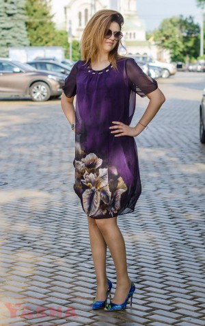 Елегантна рокля шифон в лилаво