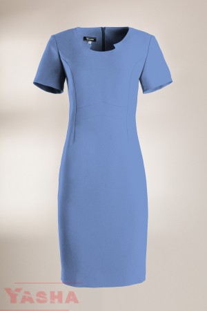 Права класическа елегантна рокля в светло синьо