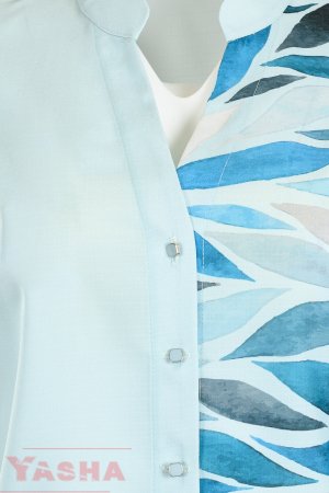 Елегантна риза двуцветна -светло синьо и листа