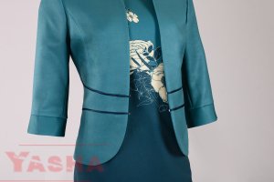 Костюм в цвят петрол и тъмно синьо с флорални светли мотиви по роклята "Inspired by ART" collection
